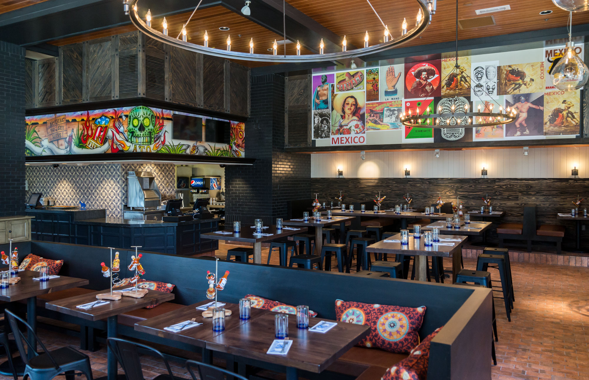 Guy Fieri's El Burro Borracho — comida y ambiente