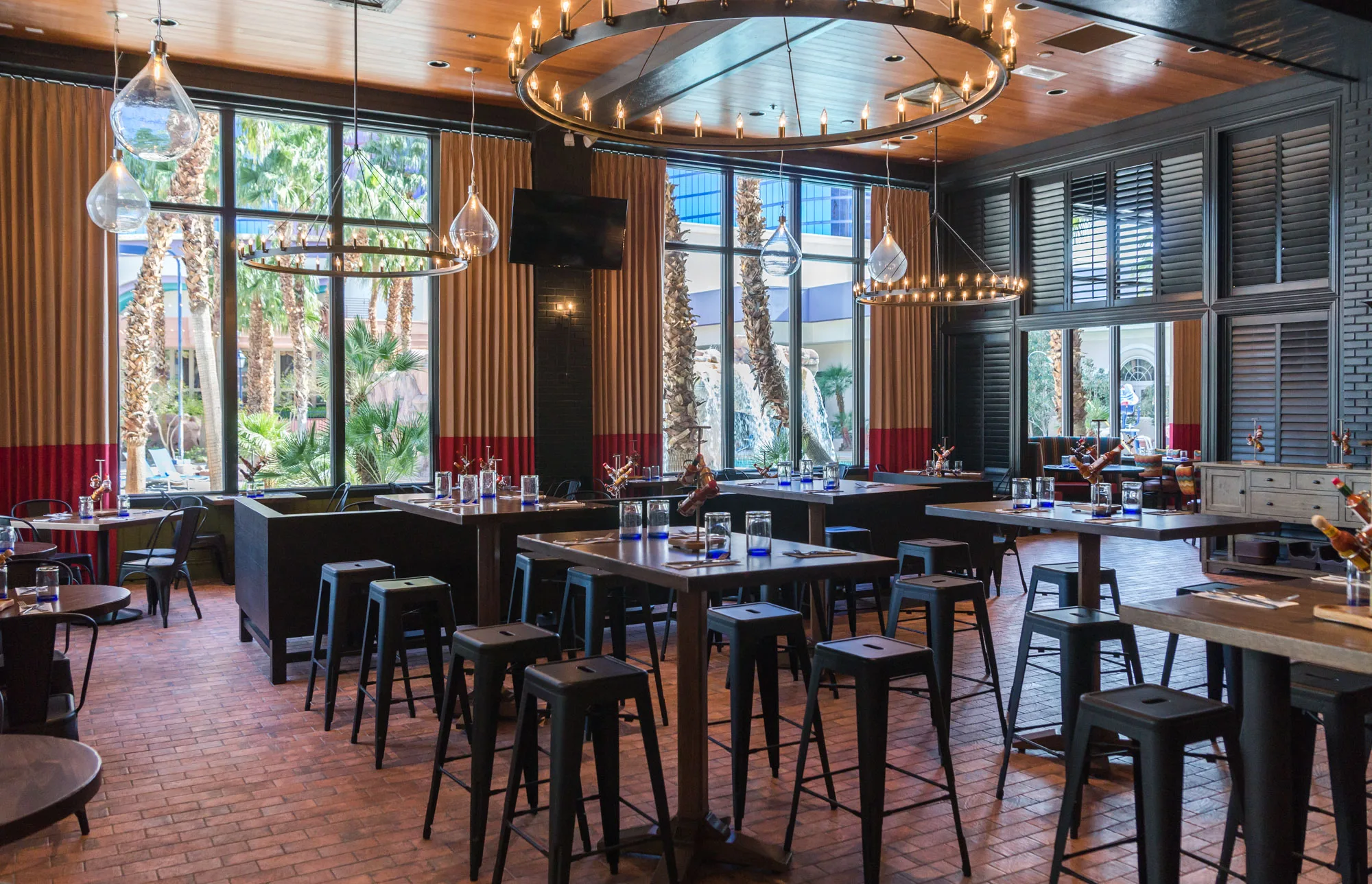 Guy Fieri's El Burro Borracho — restaurante mexicano en Las Vegas