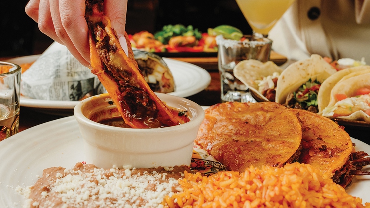 Mi Casa Grill Cantina — comida y ambiente